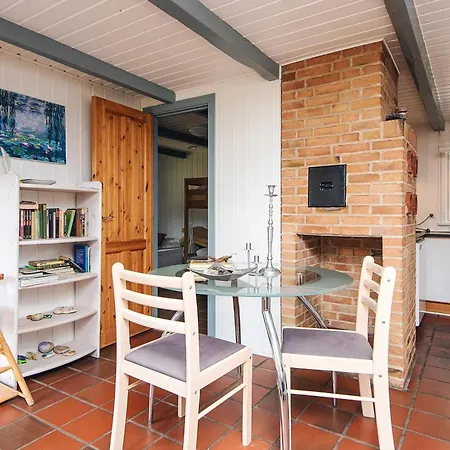 14 Person In Ulfborg