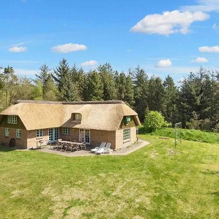 Hébergement de vacances 14 Person In Ulfborg